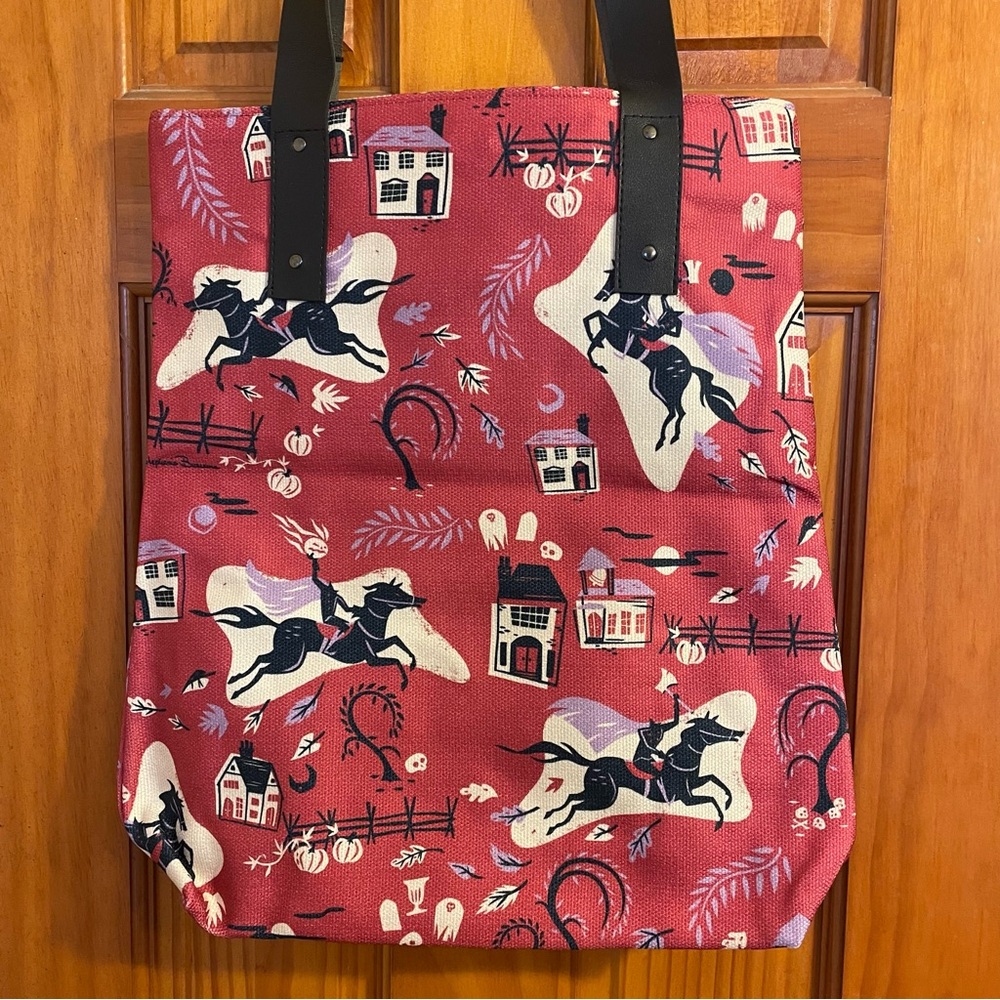 NWT HEADLESS HORSEMAN “KITSCHY WITCH” BRAND TOTE BAG Halloween Sleepy Hallow - Picture 6 of 15